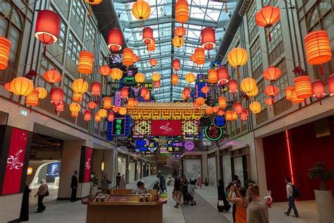 Chinese Dubai Dubai Mall Uae A Photo On Flickriver