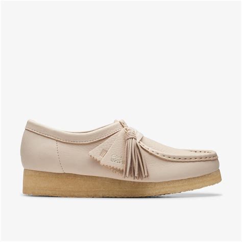 WOMENS Wallabee Beige Leather Shoes | Clarks US