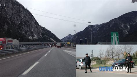 Aggrediscono Pattuglia E Fuggono Contromano In Autostrada