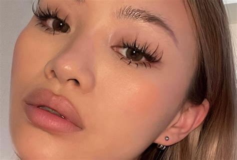 How To Nail The Tiktok Manga Lash Trend Lash Extensions And Diy Beauty