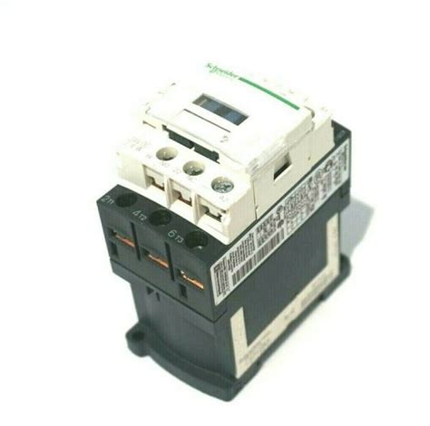 NEW SCHNEIDER ELECTRIC LC1D18 CONTACTOR 24VDC SB Industrial Supply Inc