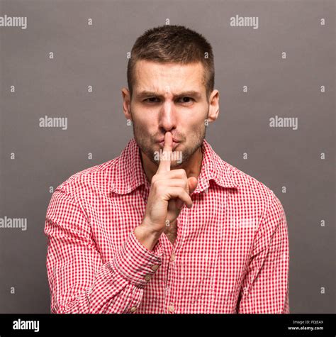 Shushing Hi Res Stock Photography And Images Alamy