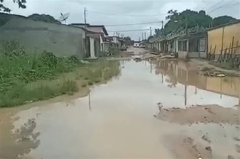 Moradores De Bairros De Itabela Que Sofrem A Anos Alagamentos