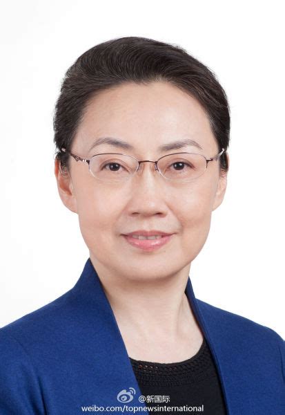 新华社微博刊发李克强夫人程虹简历照片 李克强出访 程虹 新浪新闻