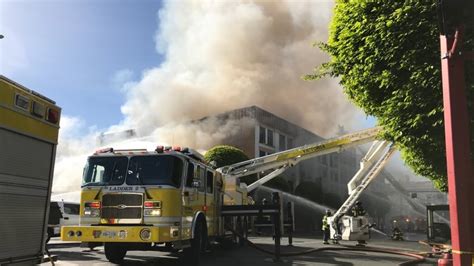 Fire In Downtown Victoria Leads To Evacuations Road Closures Cbc News