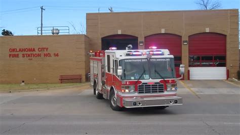 Oklahoma City Fire Department Engine 14 Responding From Station Youtube