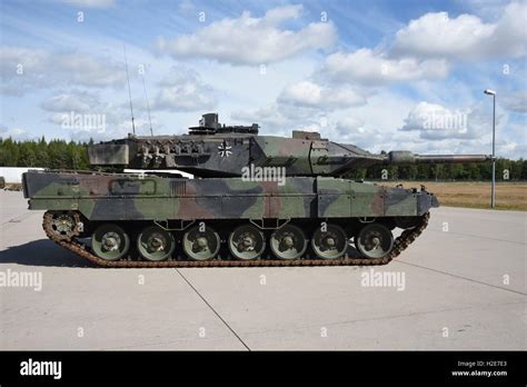 Leopard 2A5 Main Battle Tank Of The 3rd Training Company Of 49 OFF