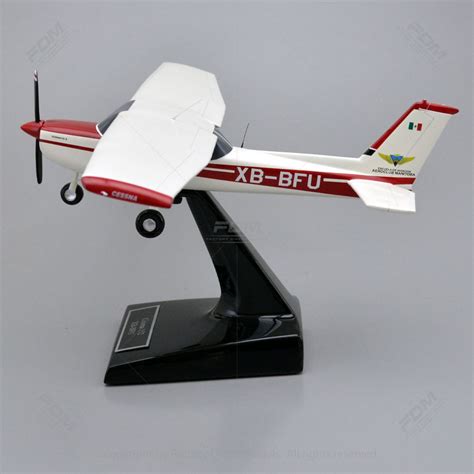 Cessna 152 Airplane Model Factory Direct Models