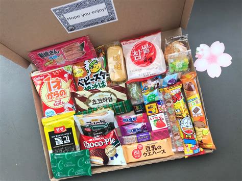 Japanese Snack Box / Hamper / Treats With Ramen Bowl Asian - Etsy