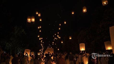 Festival Lampion Jadi Puncak Perayaan Waisak Di Candi Borobudur