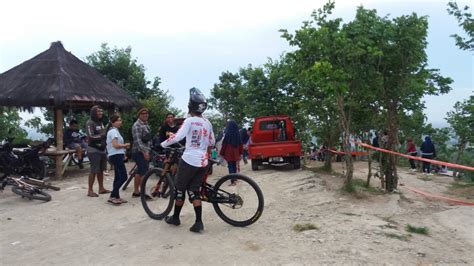 Puncak Sosok Wisata Alam Yang Instagramable Di Malam Hari Dinas