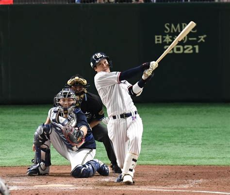 ヤクルト 山田が起死回生の同点3ラン！八回にシリーズ1号「何とかしようという気持ち」野球デイリースポーツ Online