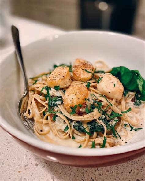 Creamy Spinach Linguine With Seared Scallops Chef Jen