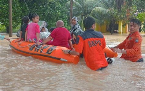 3 Fakta 26 Orang Tewas Dalam Banjir Dan Longsor Di Sumbar 11 Korban