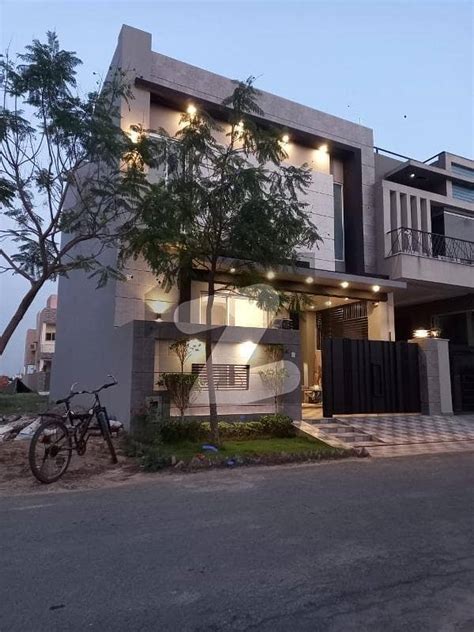 5 Marla Luxury House Available For Rent In Dha 9 TOWN LAHORE DHA 9 Town