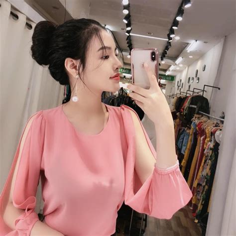 Ngắm dàn hot girl thế hệ mới trên Tik Tok mới thấy con gái Việt xinh nhất quả đất