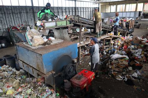 Perlu Ada Regenerasi Mesin Pencacah Sampah Di Banyumas