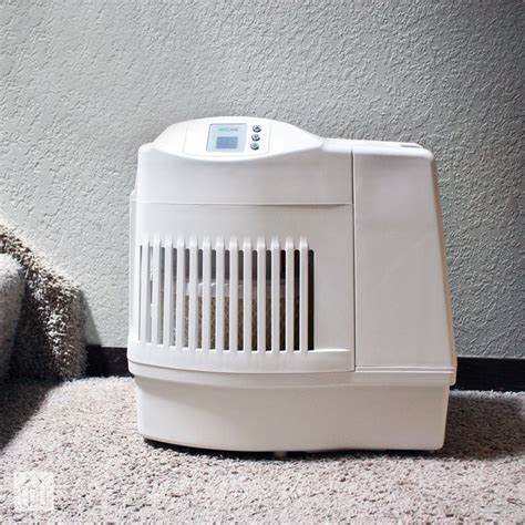 Essick Aircare Ma Humidifier Review Small But Mighty