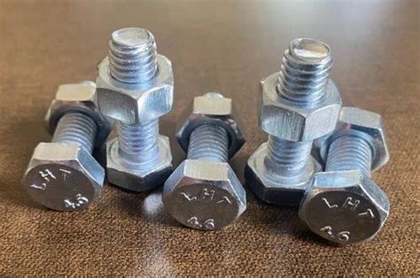 Hexagonal Zinc Plated MS Bolt Nut For Industrial Size M10 To M64 At