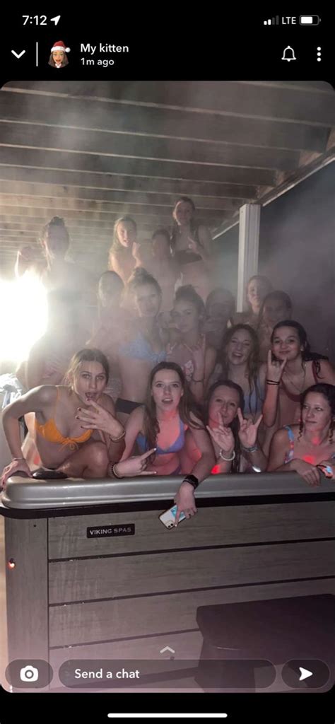 Hot Tub W Friends Hot Tub Pictures Night Sleepover Things To Do Friends Hot