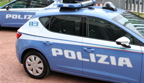 Inseguimento A Bari Due Arrestati Anche Il Figlio Del Boss