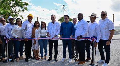 Presidente Abinader Y Ministro Turismo Inauguran Nuevo Malecón En La