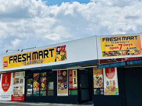 Self-checkout kiosks are finally being installed at iga southport 36