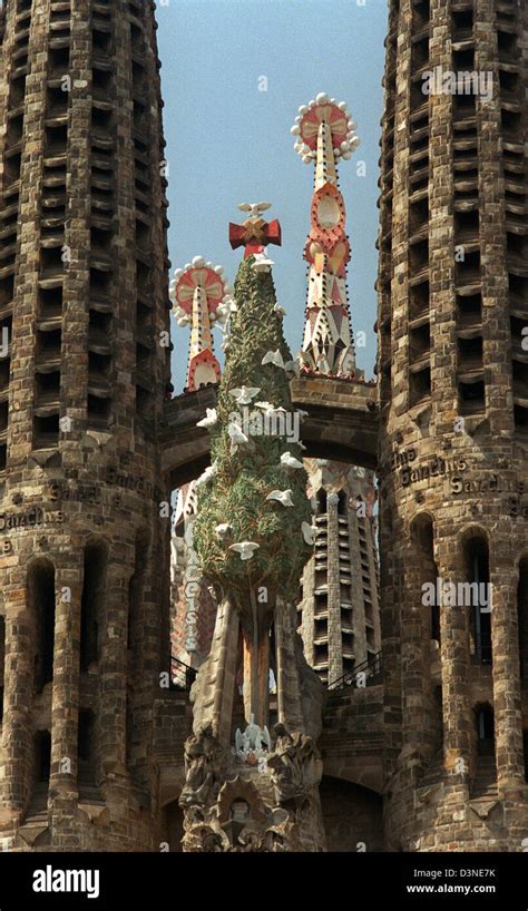 Afp l image montre la façade de l est de la magnifique église de La