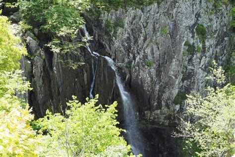 The Best Shenandoah National Park Waterfall Hikes for All Levels ...