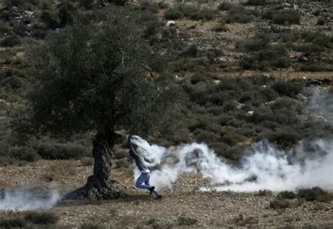 وفاة فلسطيني أصيب برصاص الجيش الاسرائيلي قبل أسبوعين في الضفة الغربية