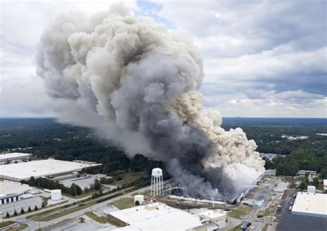 Fire Reignites At Conyers Chemical Plant Evacuations Underway Sheriff Says Uk News In Pictures