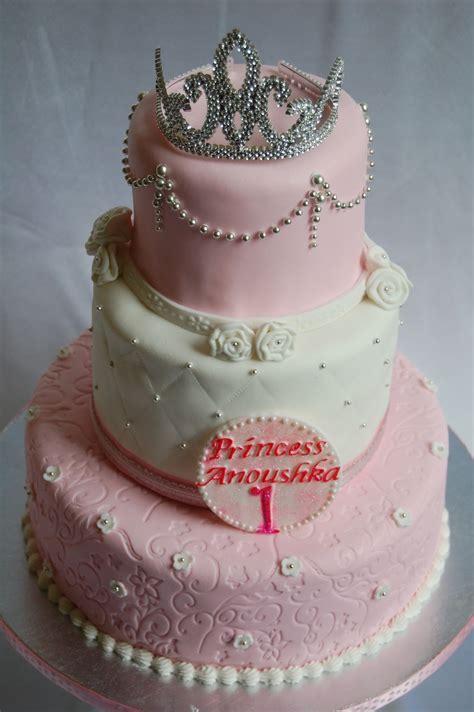 Customised Cakes By Jen Pink Princess Tiara Cake