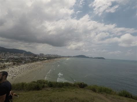 O que fazer na Praia da Enseada Guarujá O Mundo em Lanches