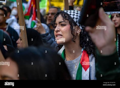 New York New York October 13 Pro Palestinian Demonstrators Gather