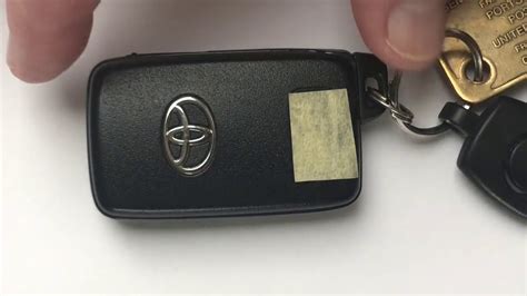 How To Replace Battery On Toyota Key Fob Change Battery In T