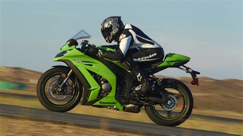 Download Motorcycle Kawasaki Vehicle Kawasaki Ninja Zx 10r 4k Ultra Hd Wallpaper