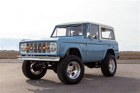 1966-1977 Custom Ford Bronco | Fully Loaded | Gateway Bronco