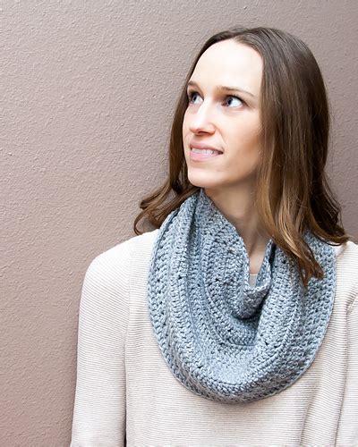 Ravelry Haula Cowl Pattern By Katy Petersen