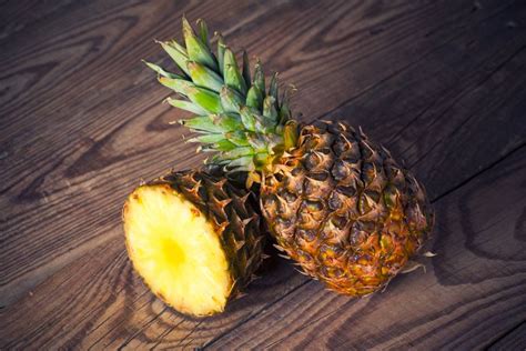 pineapple  fruit history facts debunking  myths