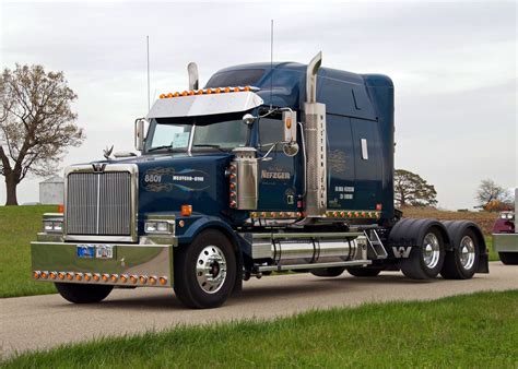 Trucking Western Star Trucks White Western Star Big R