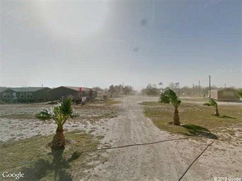 Google Street View La Pryor (Zavala County, TX) - Google Maps