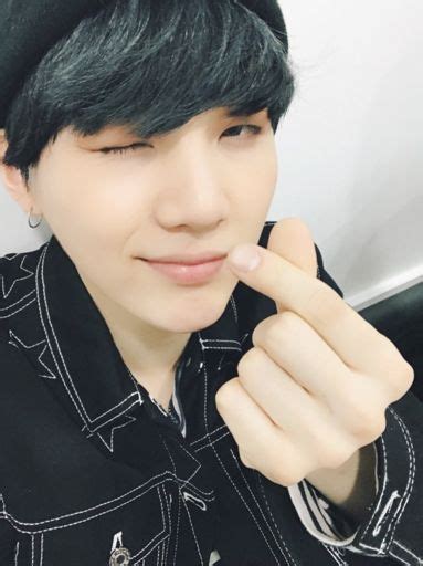 Happy Birthday Suga 생일 축하 스가 ARMY s Amino