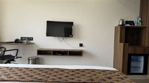 Hotel Mumbai House Andheri East Hotel In Andheri East