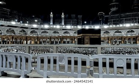 Kaba Night View Photos, Images and Pictures