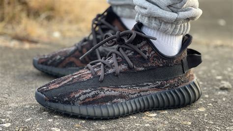 First Look Adidas Yeezy 350 V2 Mx Rock On Foot Review Youtube