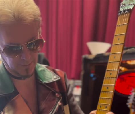 Revolvermag On Twitter RT MetalEdge85 Watch John 5 Break Down His