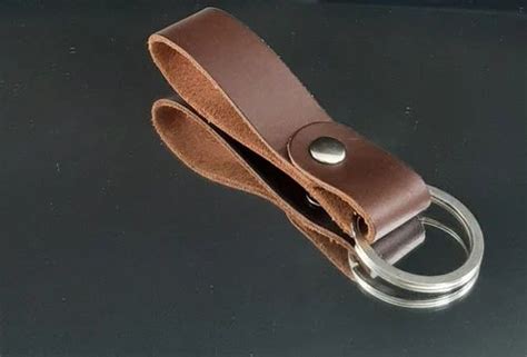 Brown Leather Key Ring For Promotional T Packaging Type Packet At