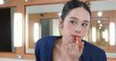 Cô gái dẫn chung kết Đường lên đỉnh Olympia cùng hot girl thứ tiếng Khánh Vy