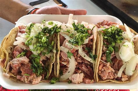 Carnitas Tacos : Carnitas Tacos Recipe - EatingWell / Cook and stir ...