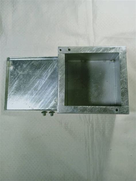 พลบอกซ PULL BOX แบบชบ Hot Dip Galvanized ขนาด x x cm หนา mm แขงแรงทนทาน IP
